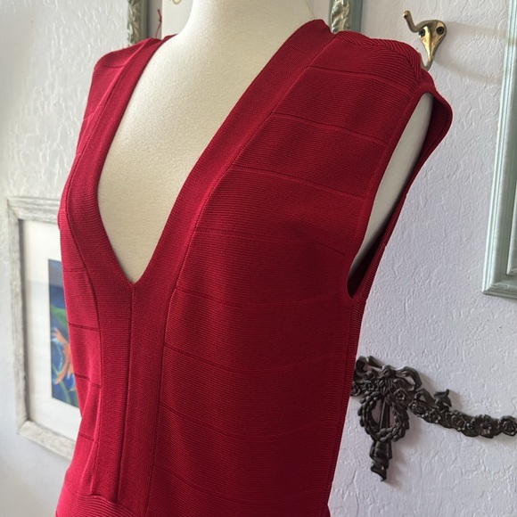 Venus Hot Little Number Red Dancing Dress NWOT Zip Up Back Sz 12 - Picture 4 of 8